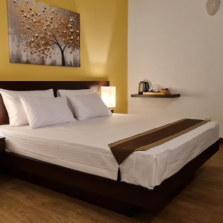 City Oasis 66 Negombo Exterior photo
