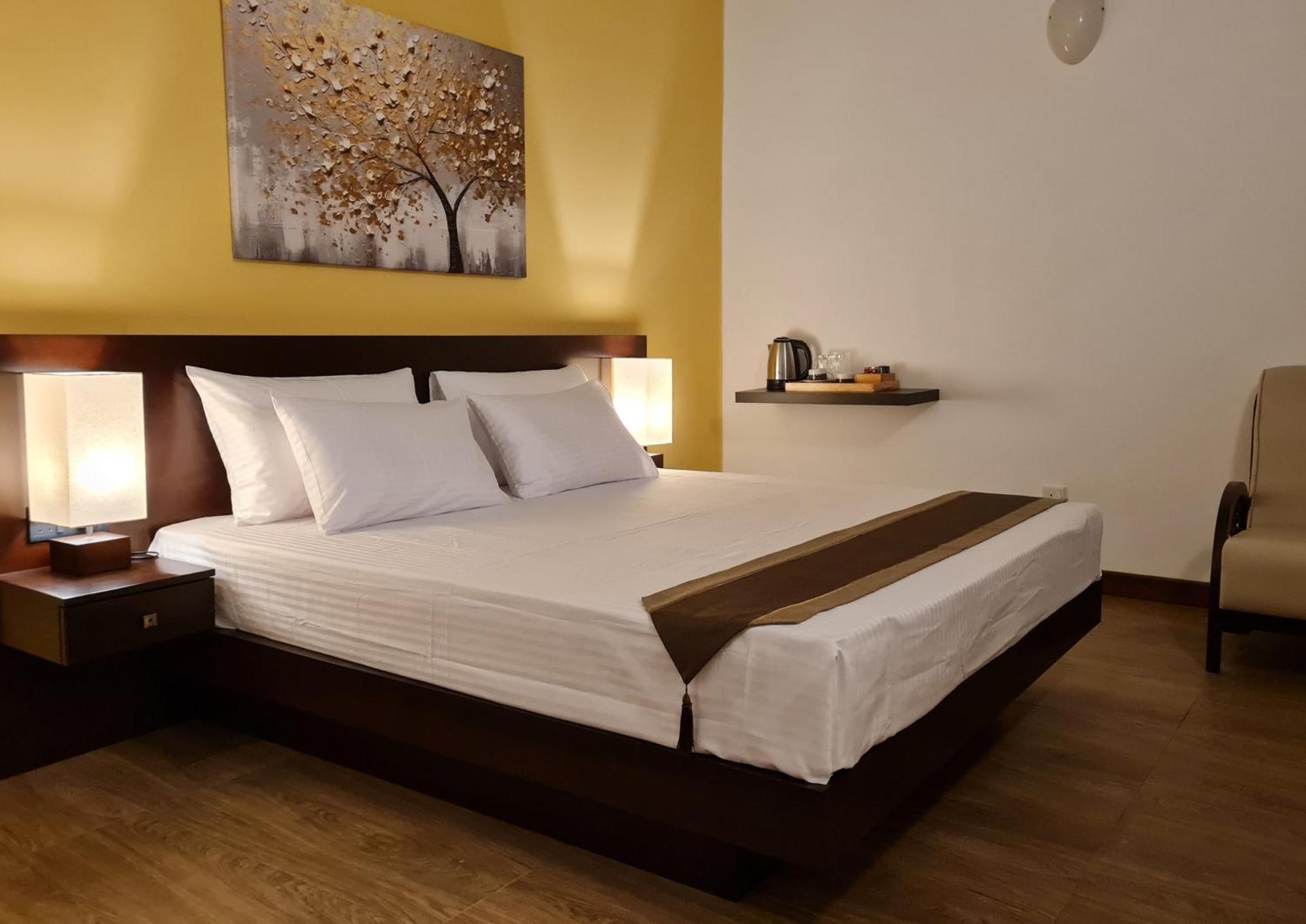 City Oasis 66 Negombo Exterior photo